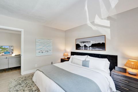 Tiny photo for 510 NE 17th Avenue #103, Fort Lauderdale, FL 33301 (MLS # B26029280)