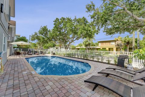 Tiny photo for 510 NE 17th Avenue #103, Fort Lauderdale, FL 33301 (MLS # B26029280)