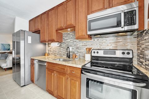 Tiny photo for 510 NE 17th Avenue #103, Fort Lauderdale, FL 33301 (MLS # B26029280)