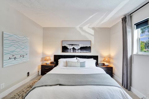 Tiny photo for 510 NE 17th Avenue #103, Fort Lauderdale, FL 33301 (MLS # B26029280)