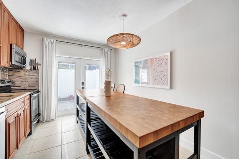 Tiny photo for 510 NE 17th Avenue #103, Fort Lauderdale, FL 33301 (MLS # B26029280)