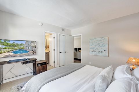 Tiny photo for 510 NE 17th Avenue #103, Fort Lauderdale, FL 33301 (MLS # B26029280)