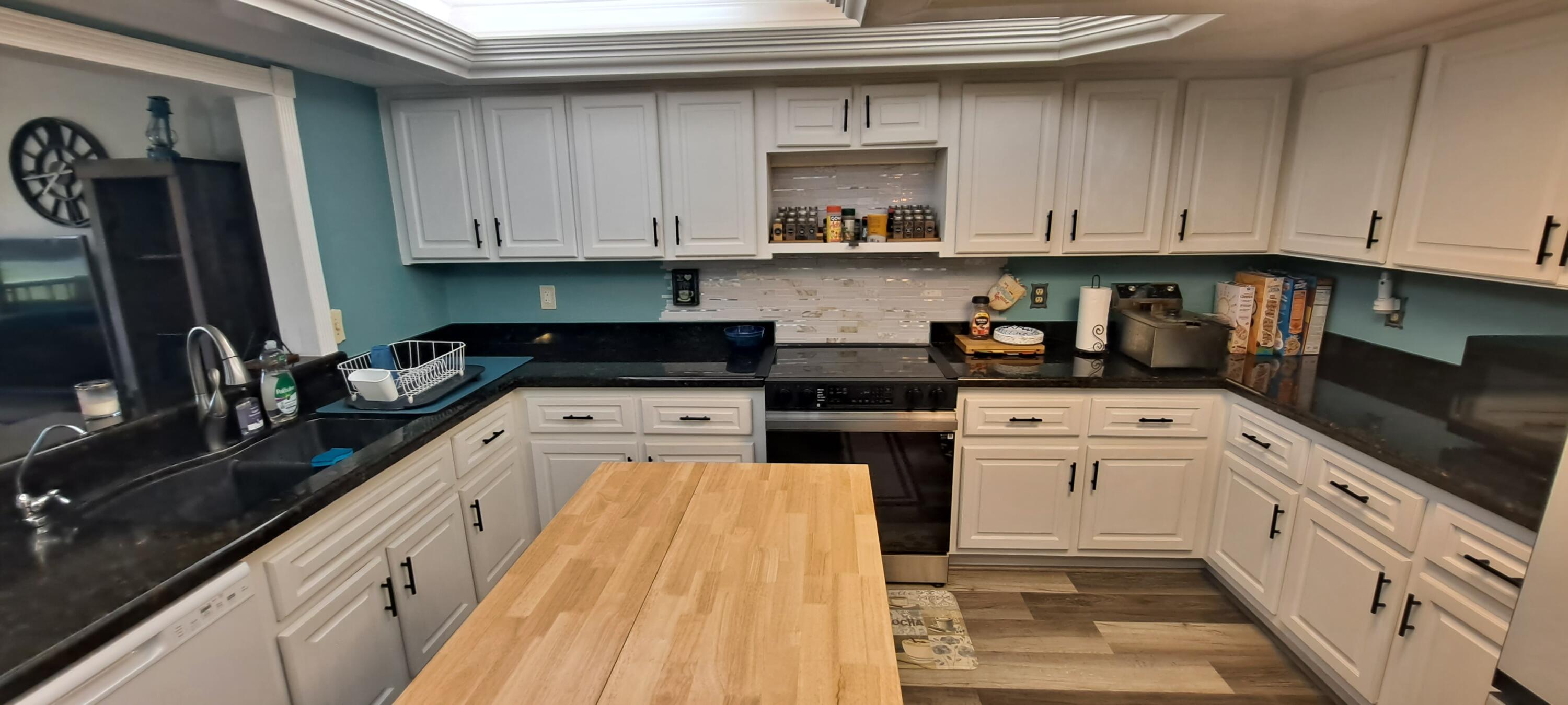 LAKESHORE VILLAGE OF MEADOWOOD PHASE 1 - Residential