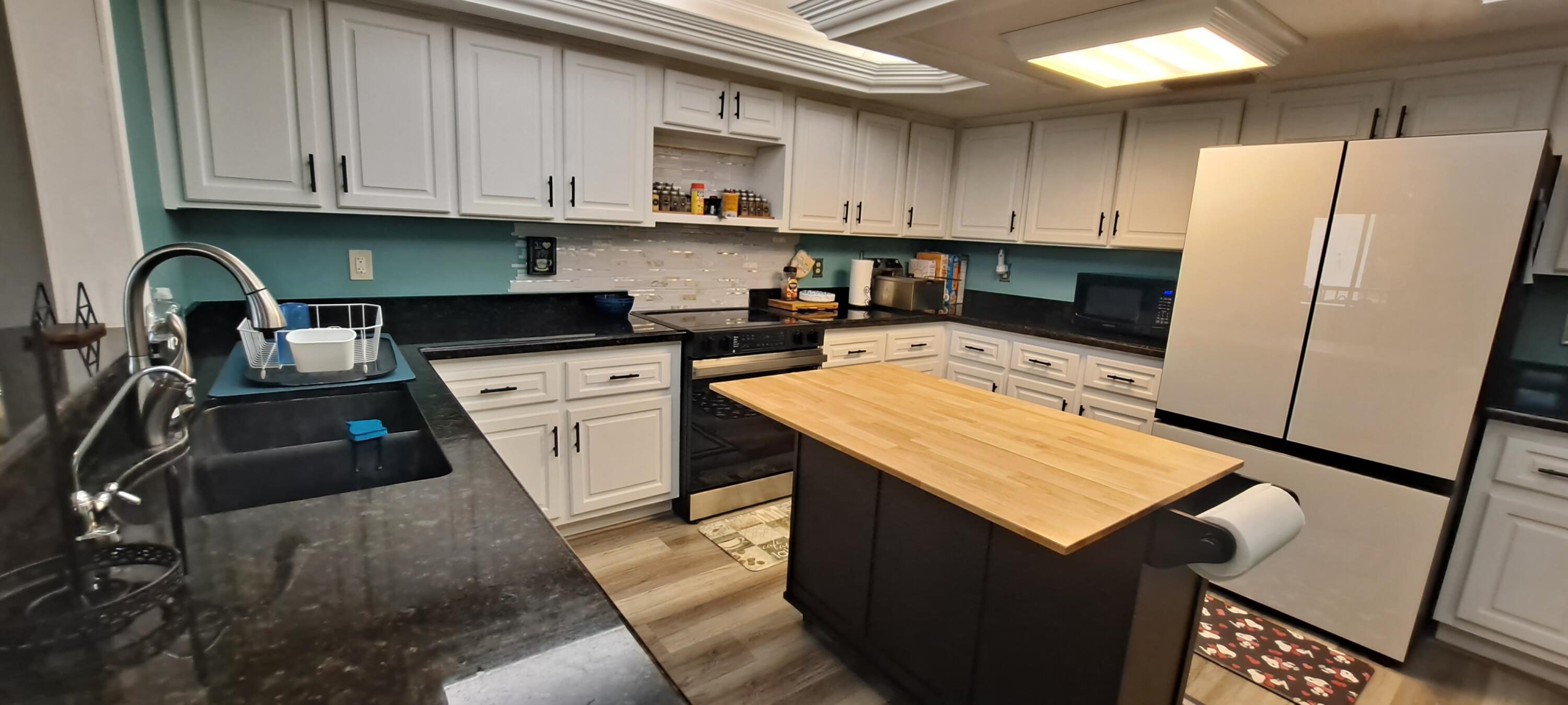 LAKESHORE VILLAGE OF MEADOWOOD PHASE 1 - Residential