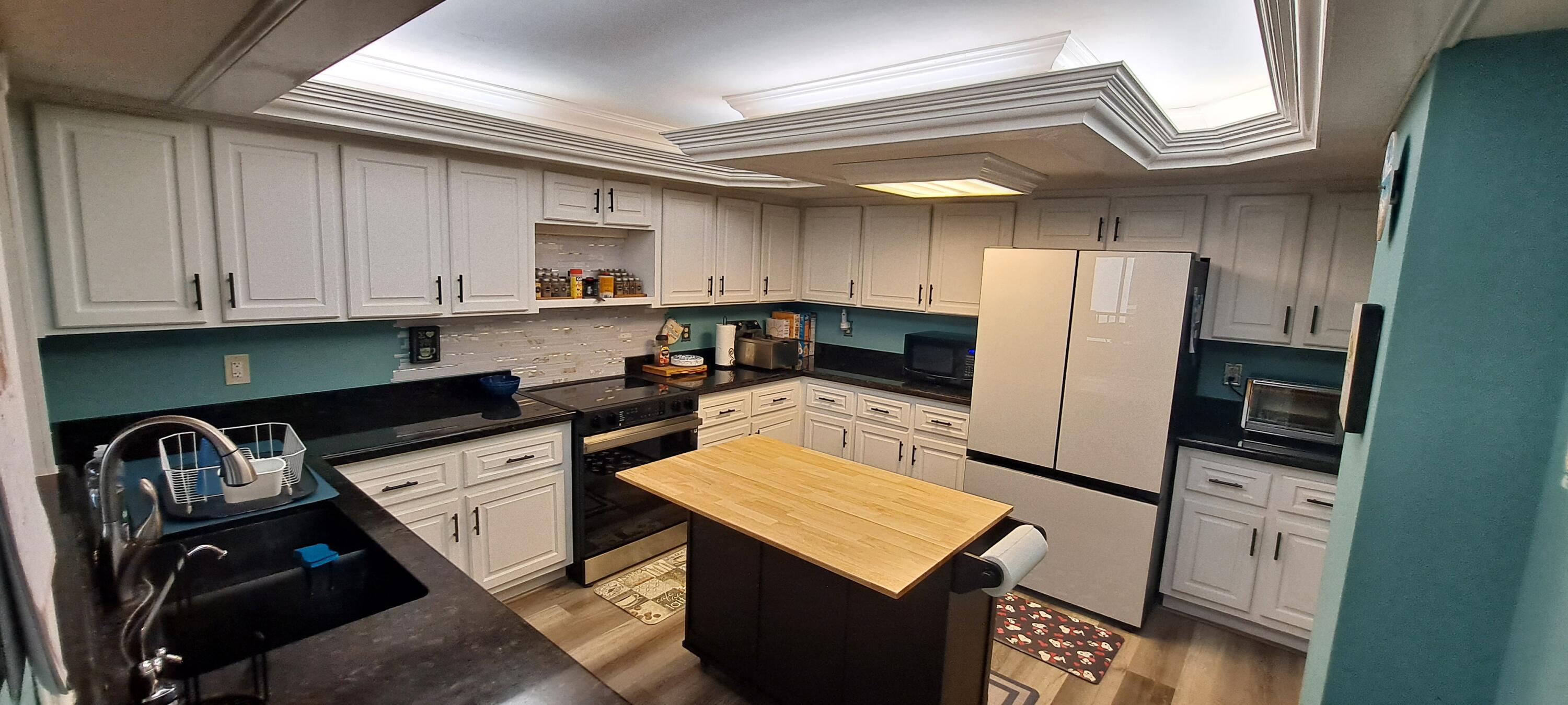 LAKESHORE VILLAGE OF MEADOWOOD PHASE 1 - Residential