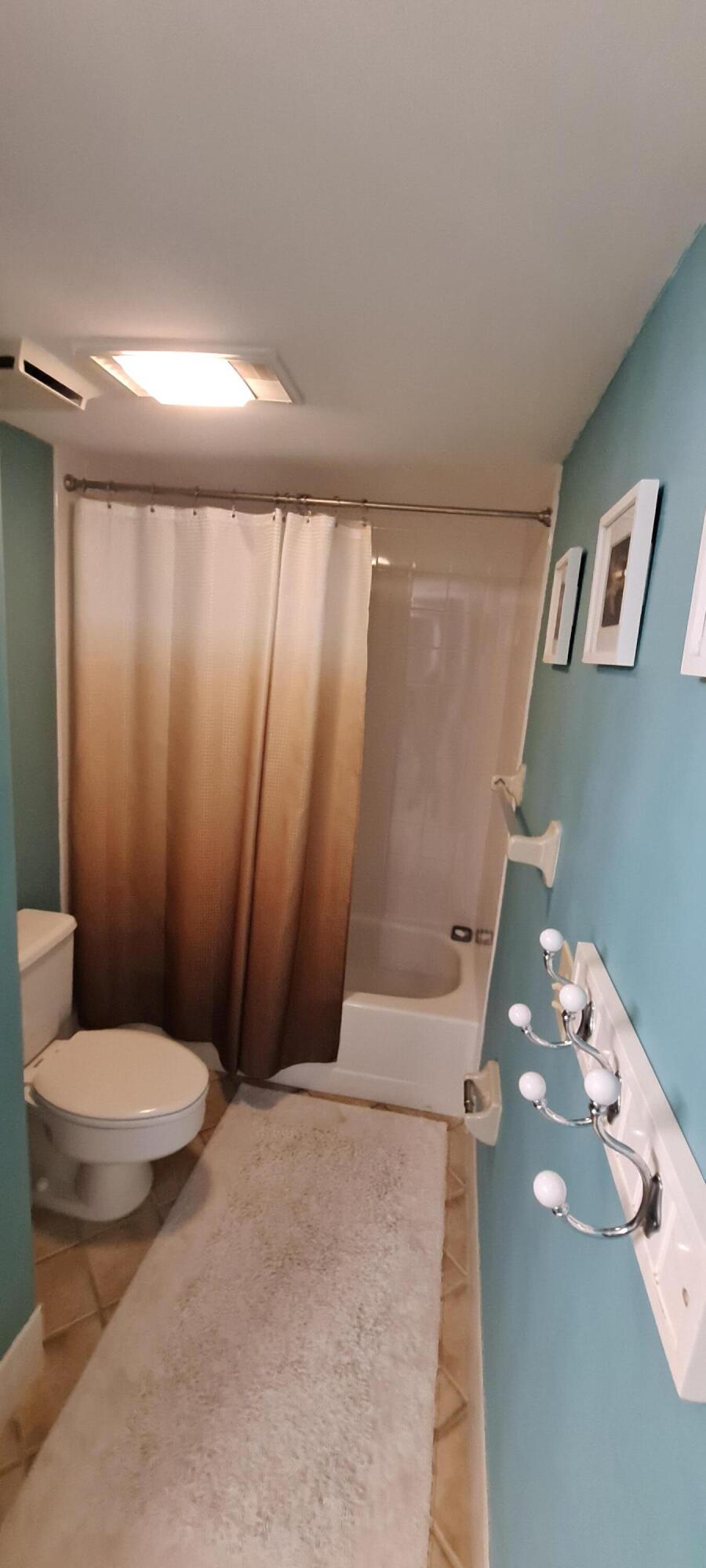 LAKESHORE VILLAGE OF MEADOWOOD PHASE 1 - Residential