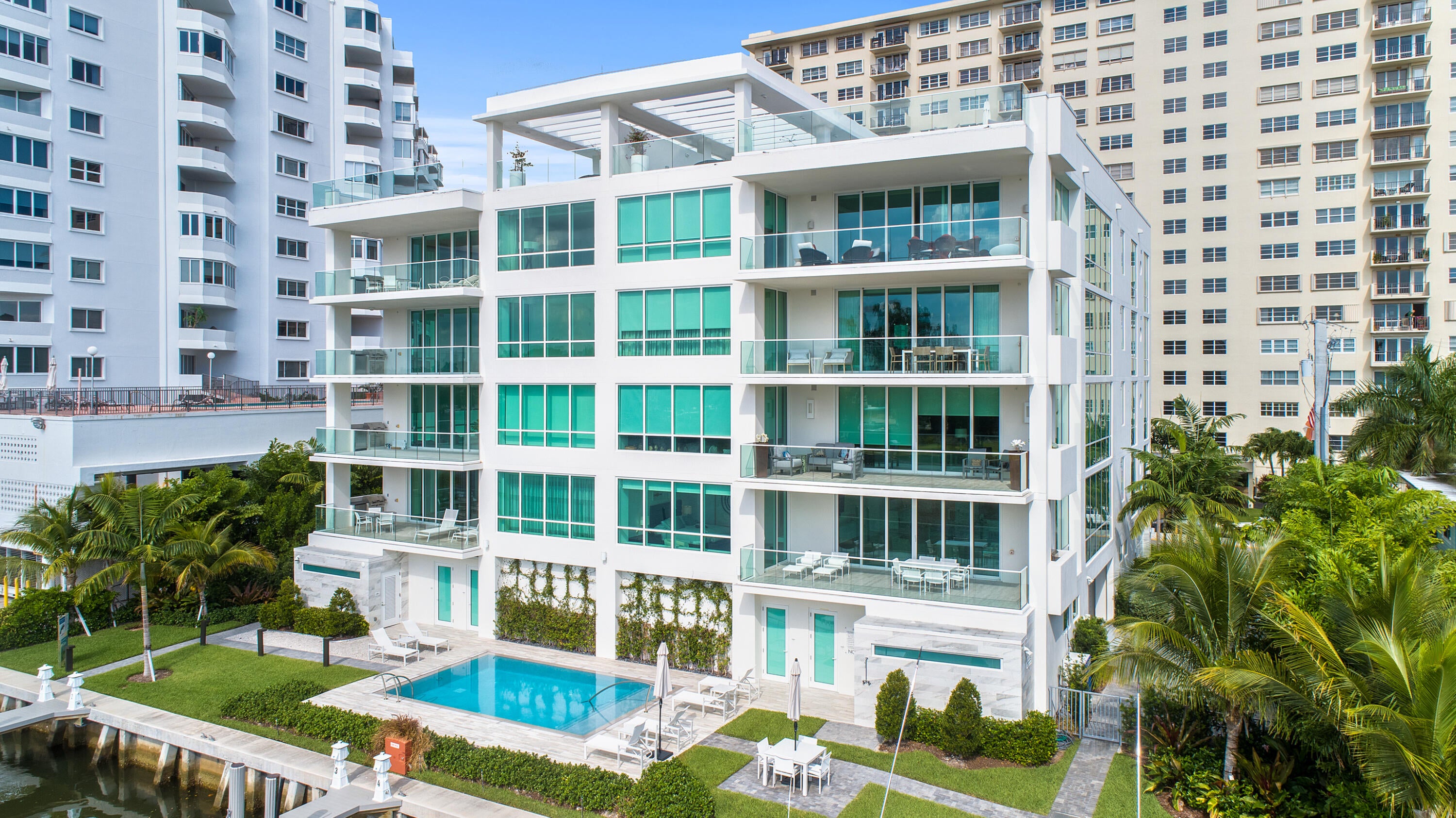 353 SUNSET Drive 202