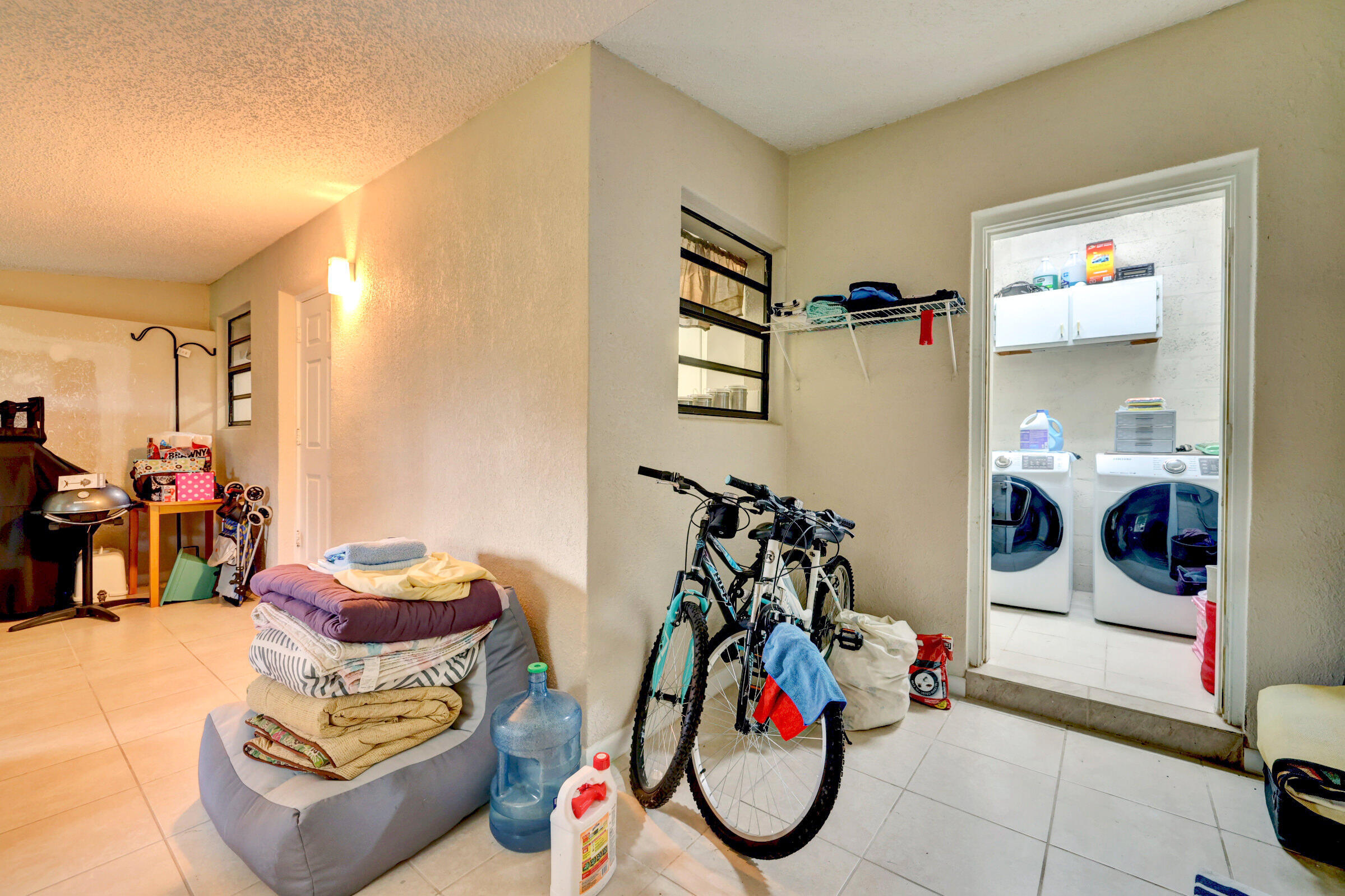 RIVER PARK-UNIT 5 BLK - Residential Lease