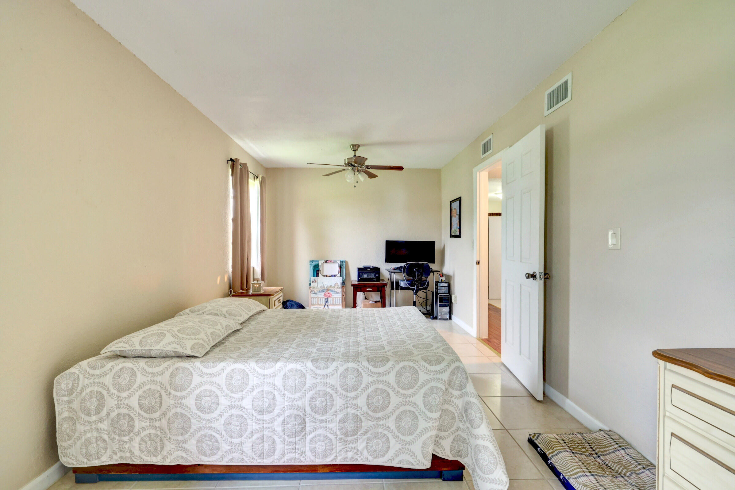 RIVER PARK-UNIT 5 BLK - Residential Lease