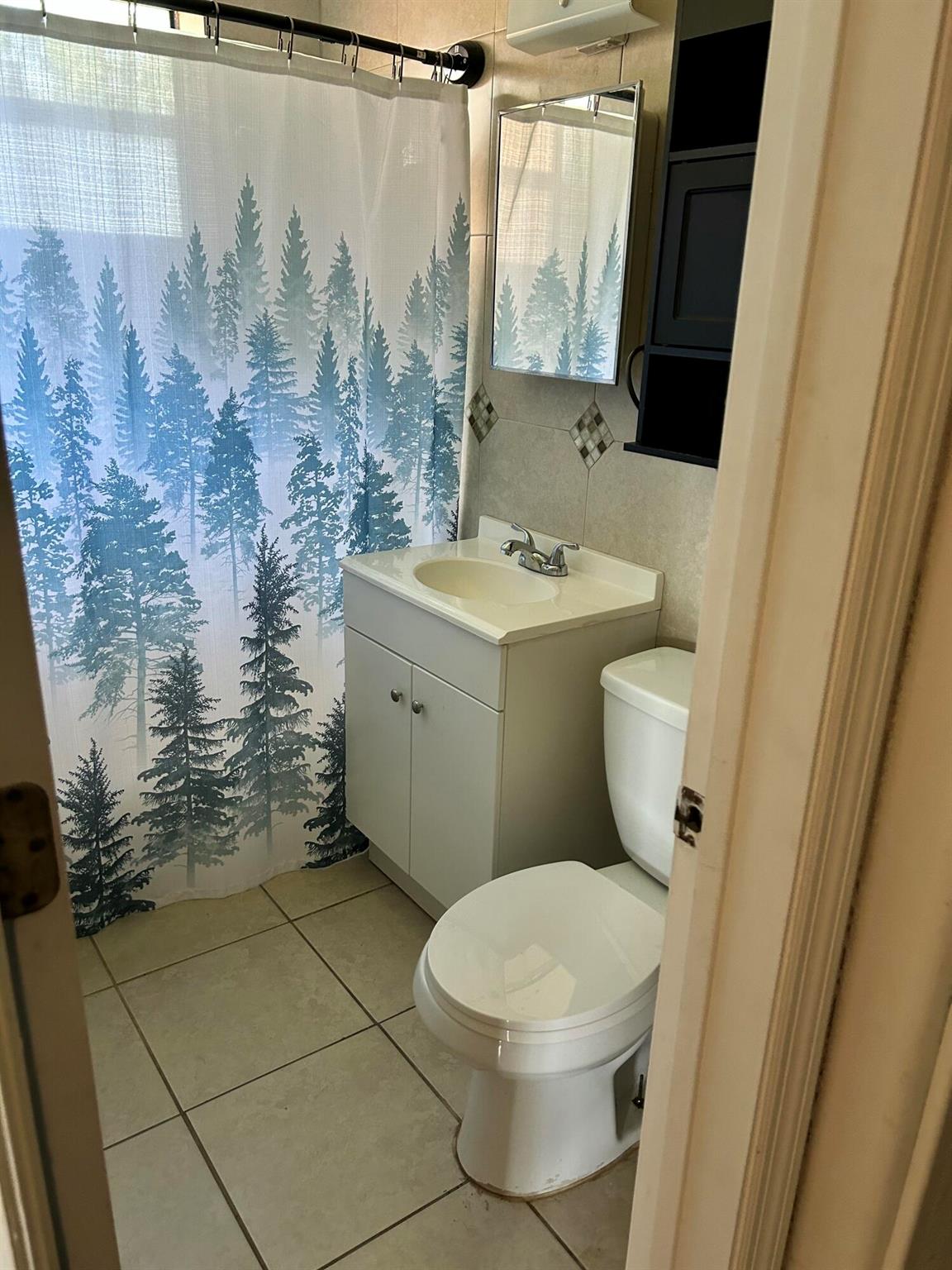 RIVER PARK-UNIT 5 BLK - Residential Lease