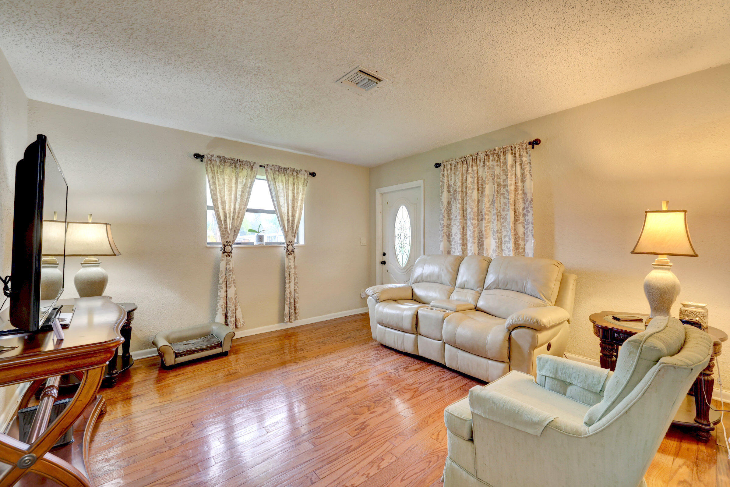 RIVER PARK-UNIT 5 BLK - Residential Lease