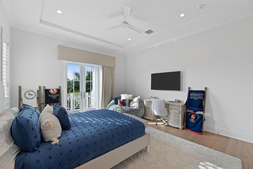 BLUE CYPRESS REPL AT PALM BEACH POLO & COUNTRY CLU - Residential