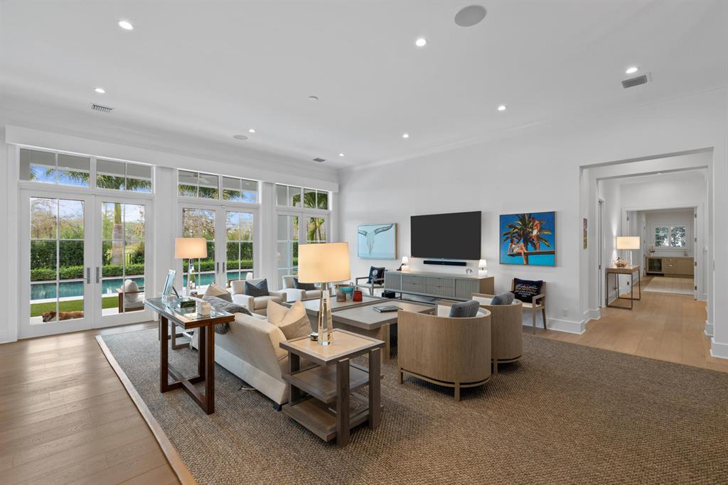 BLUE CYPRESS REPL AT PALM BEACH POLO & COUNTRY CLU - Residential