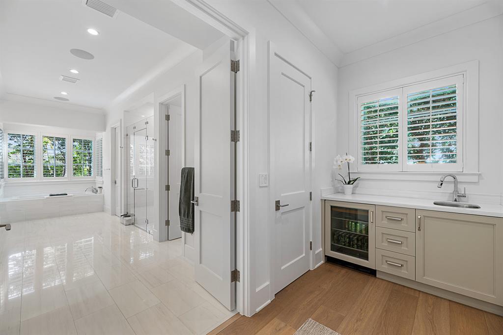 BLUE CYPRESS REPL AT PALM BEACH POLO & COUNTRY CLU - Residential