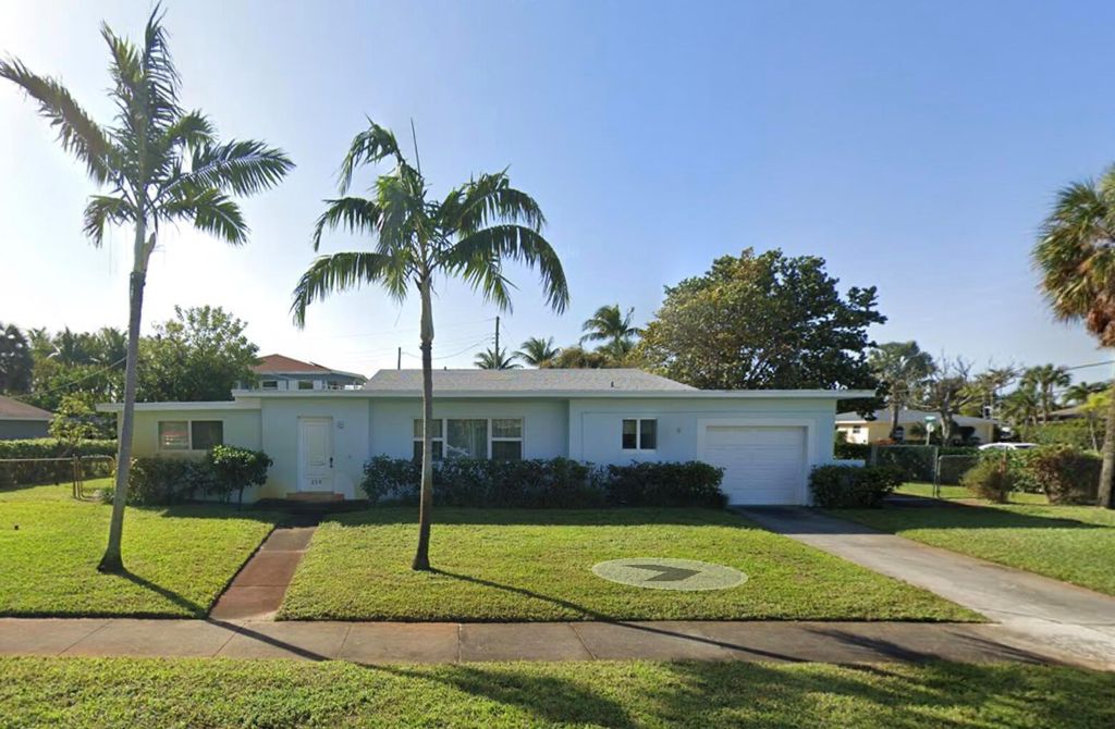 Photo of 258 Cortez Road, West Palm Beach, FL 33405 (MLS # R11149058)