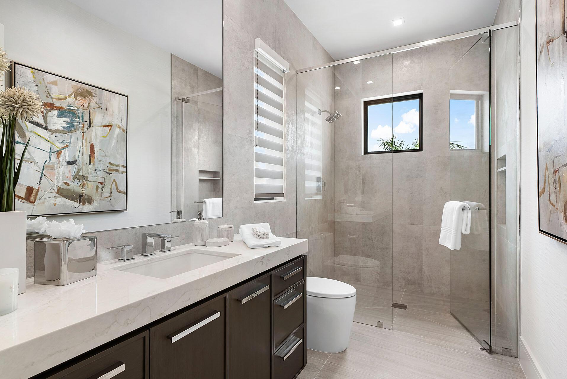 ROYAL PALM YACHT & COUNTR - Residential