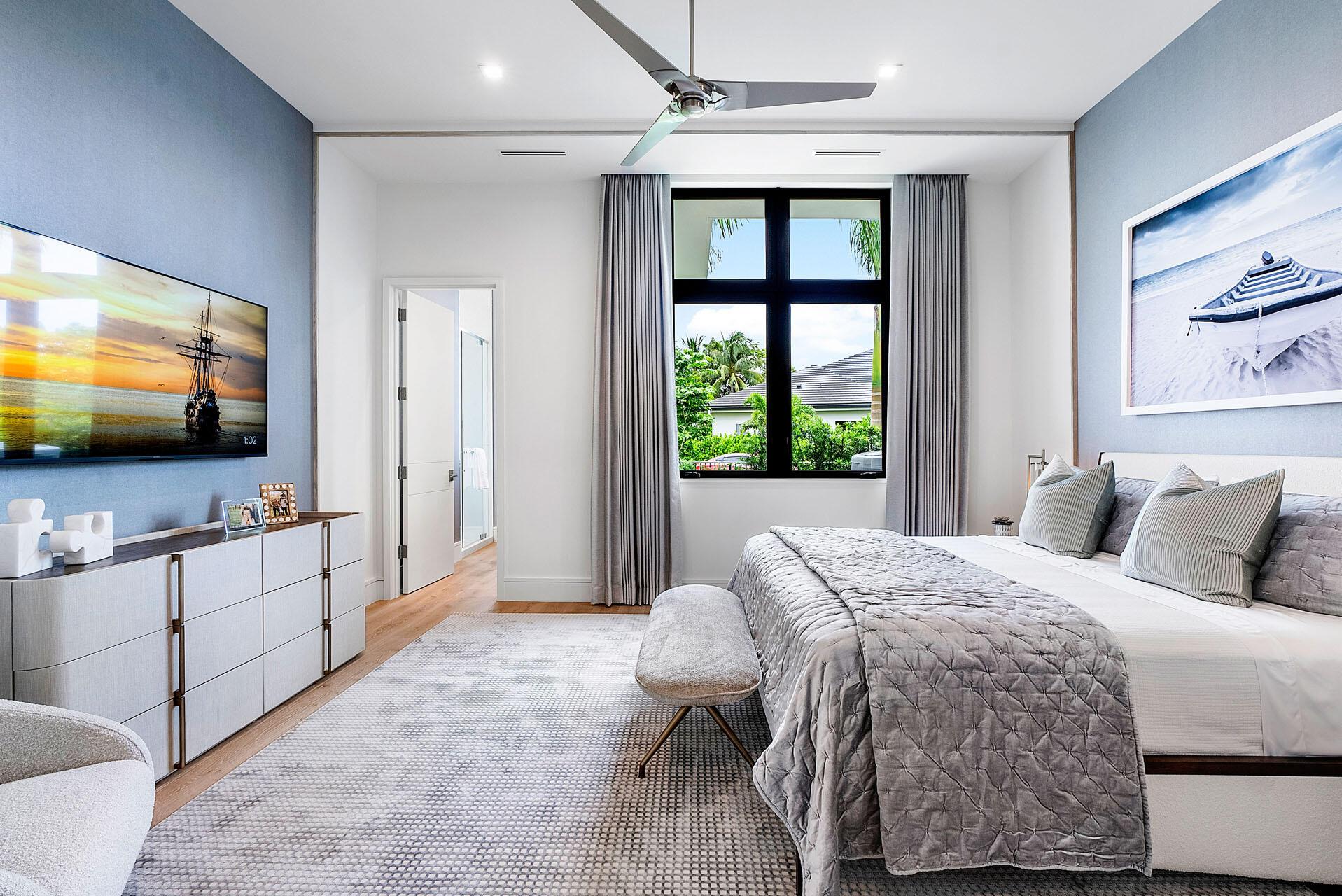 ROYAL PALM YACHT & COUNTR - Residential