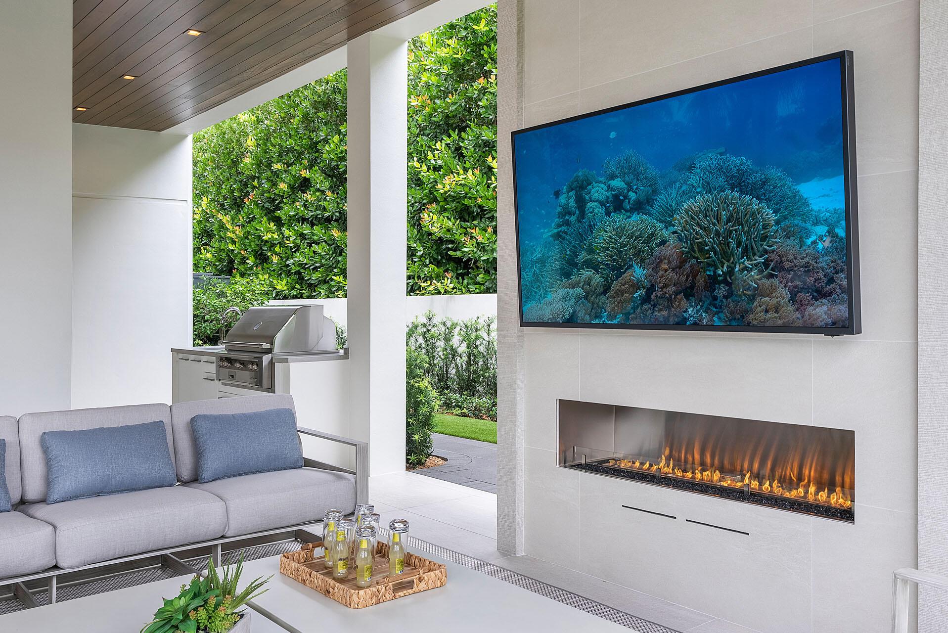 ROYAL PALM YACHT & COUNTR - Residential