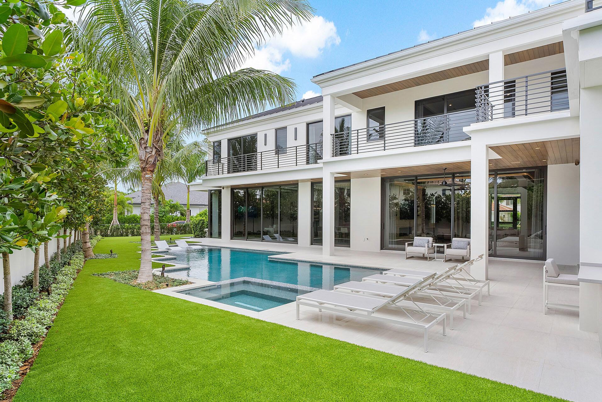 ROYAL PALM YACHT & COUNTR - Residential