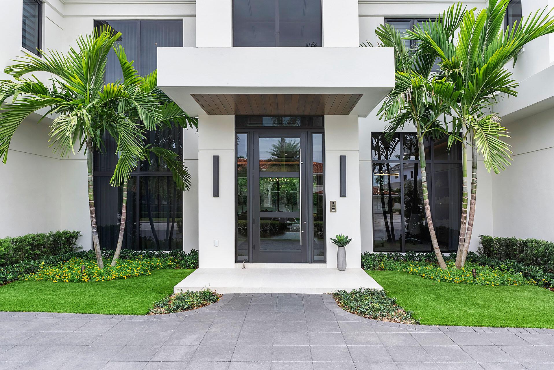 ROYAL PALM YACHT & COUNTR - Residential