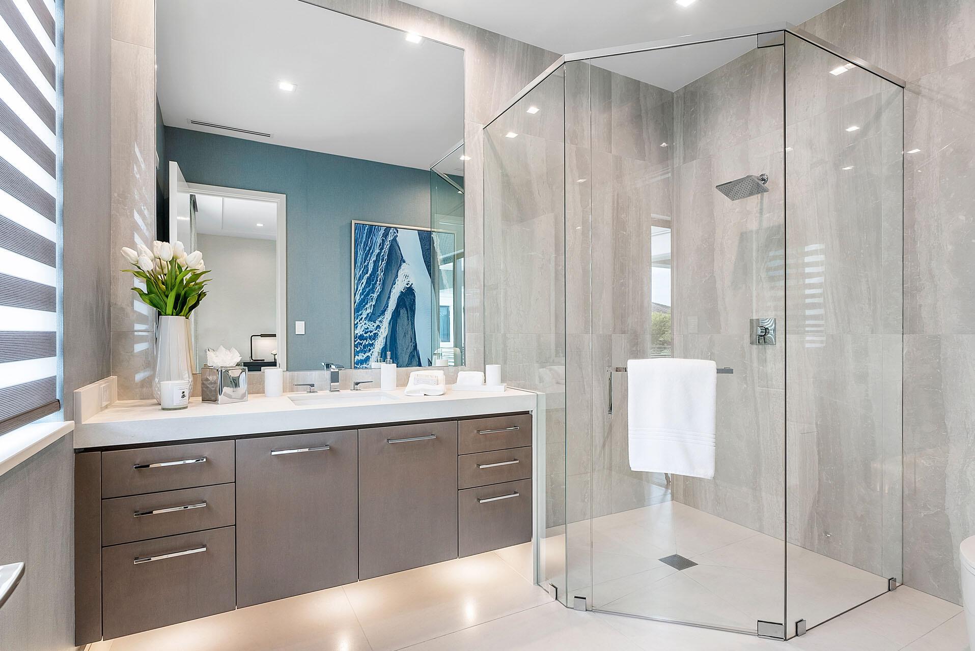 ROYAL PALM YACHT & COUNTR - Residential