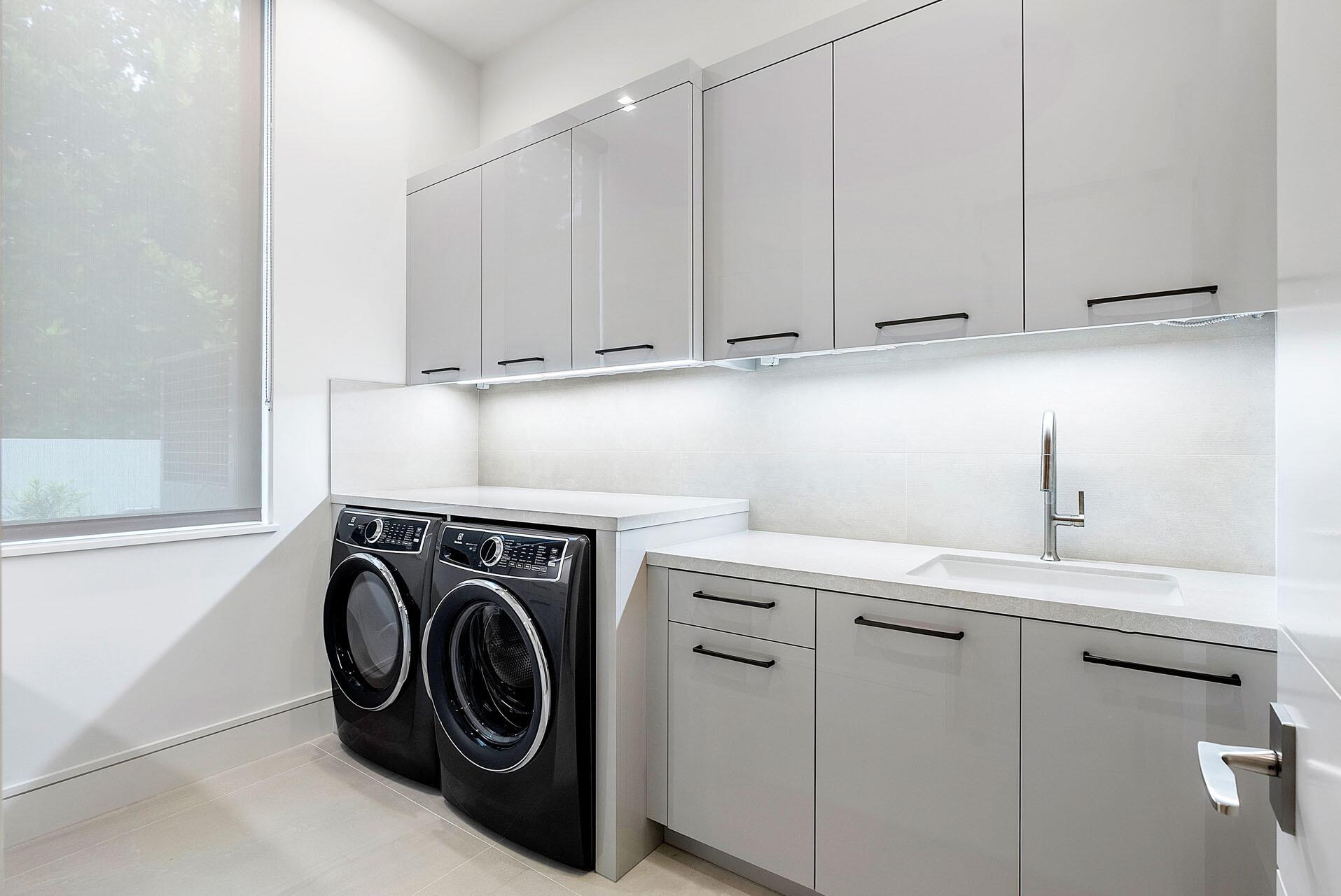 ROYAL PALM YACHT & COUNTR - Residential