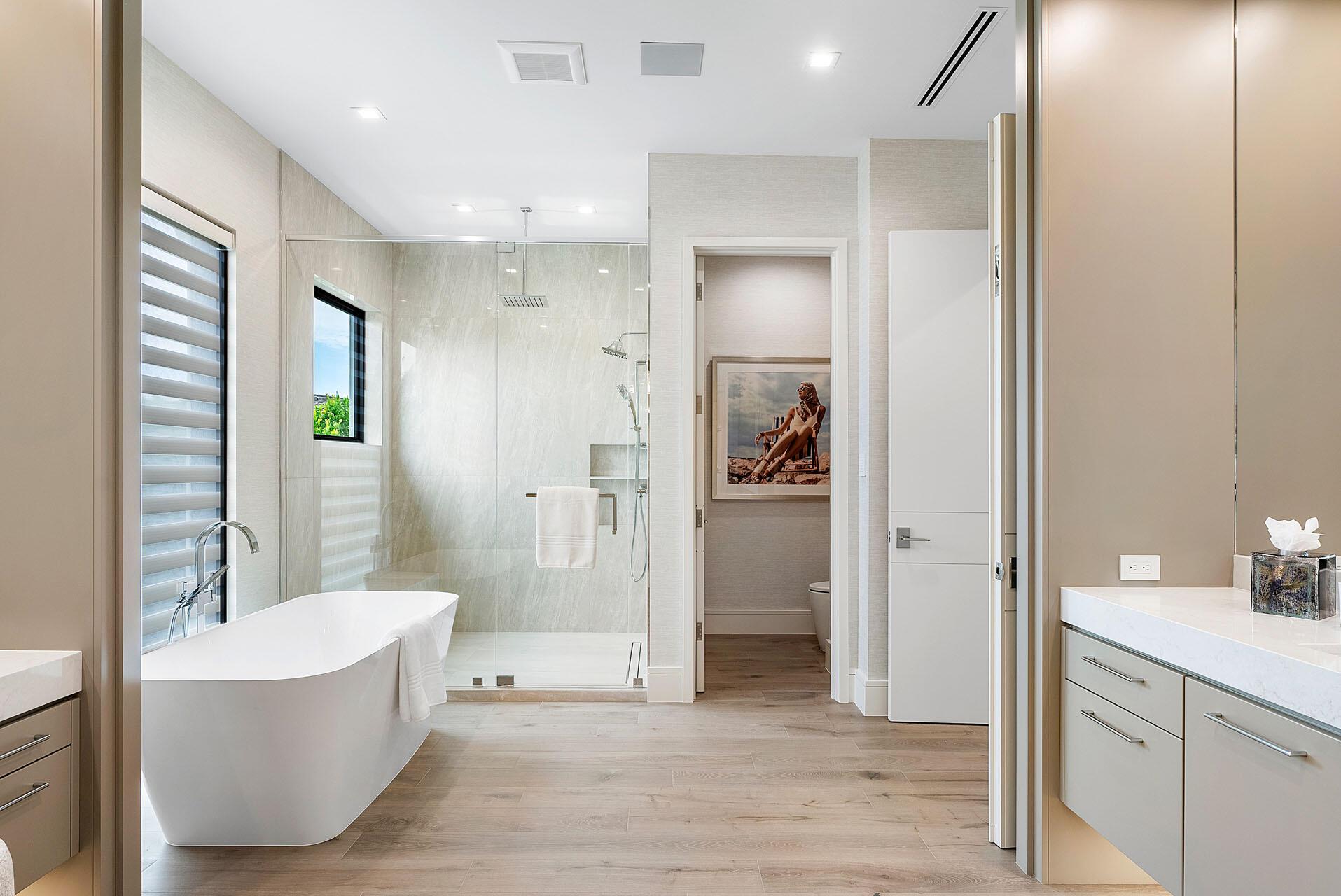 ROYAL PALM YACHT & COUNTR - Residential