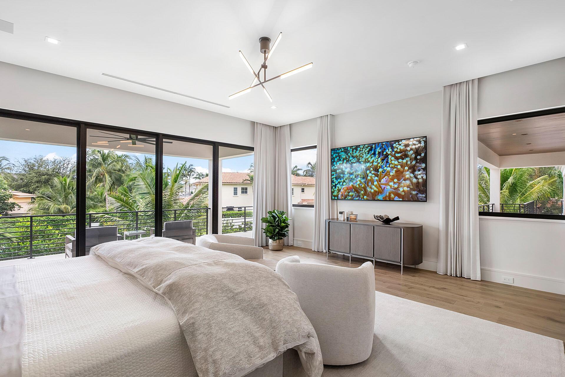 ROYAL PALM YACHT & COUNTR - Residential