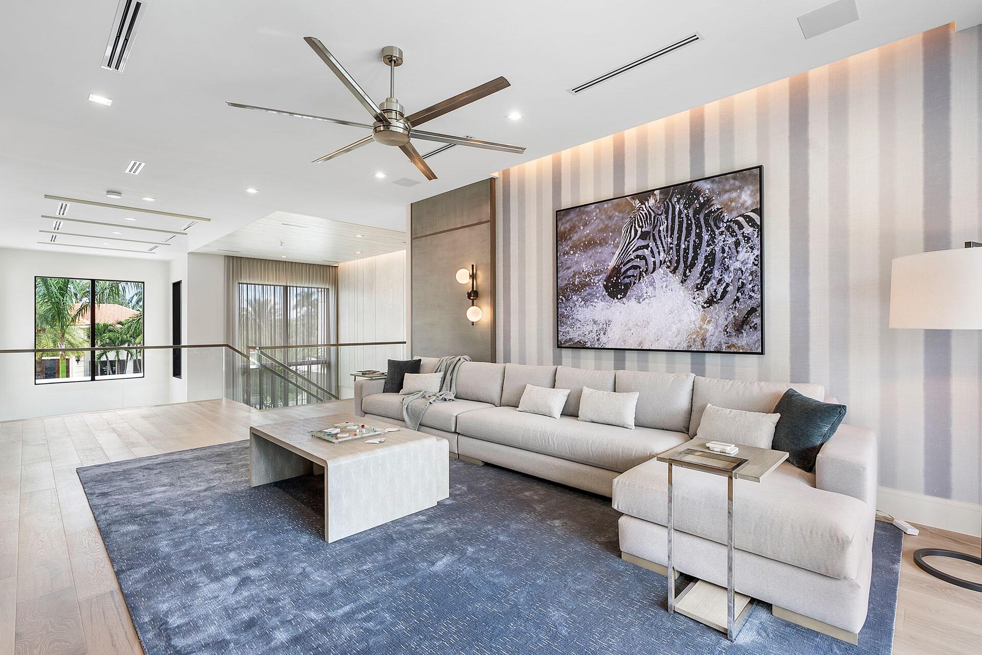 ROYAL PALM YACHT & COUNTR - Residential