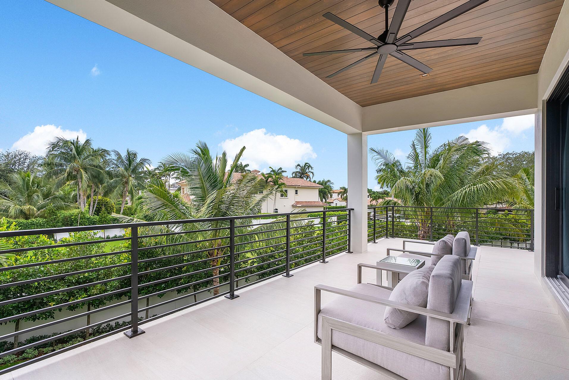 ROYAL PALM YACHT & COUNTR - Residential