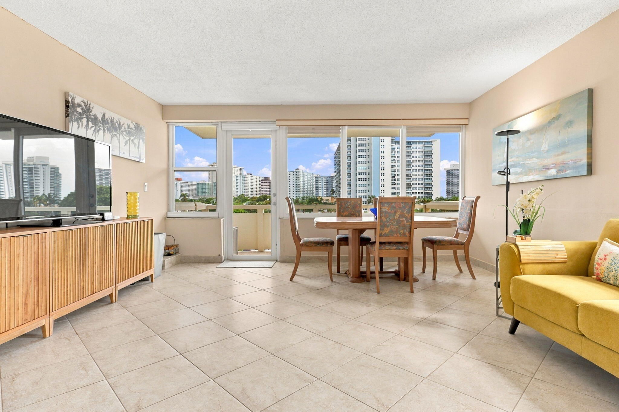 3200 NE 36TH Street 422