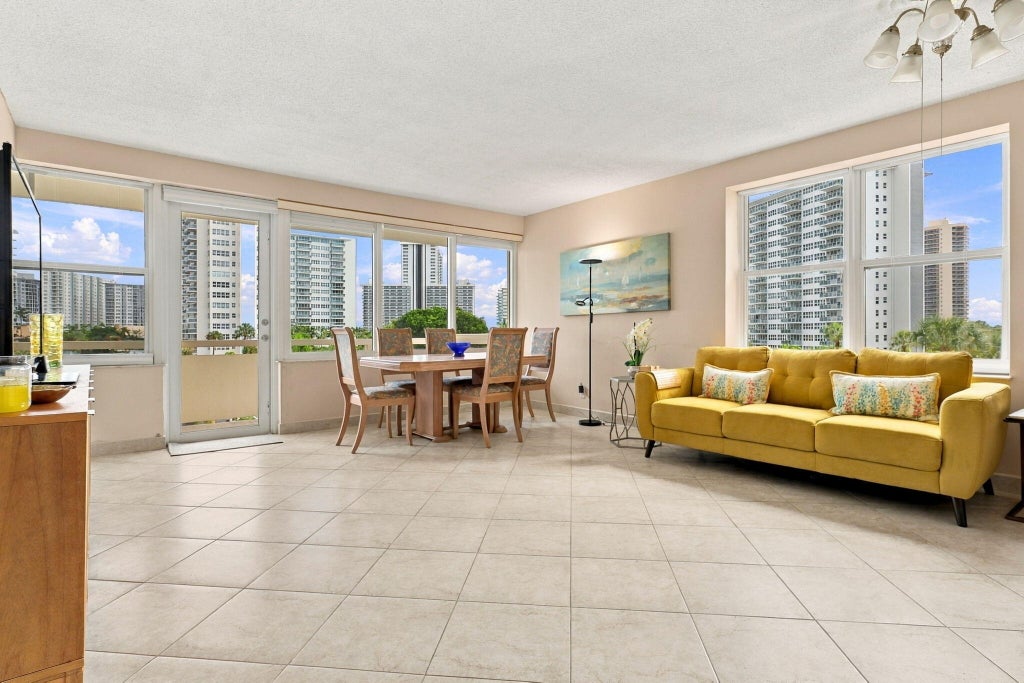 Photo of 3200 NE 36TH Street #422, Fort Lauderdale, FL 33308 (MLS # B26092460)