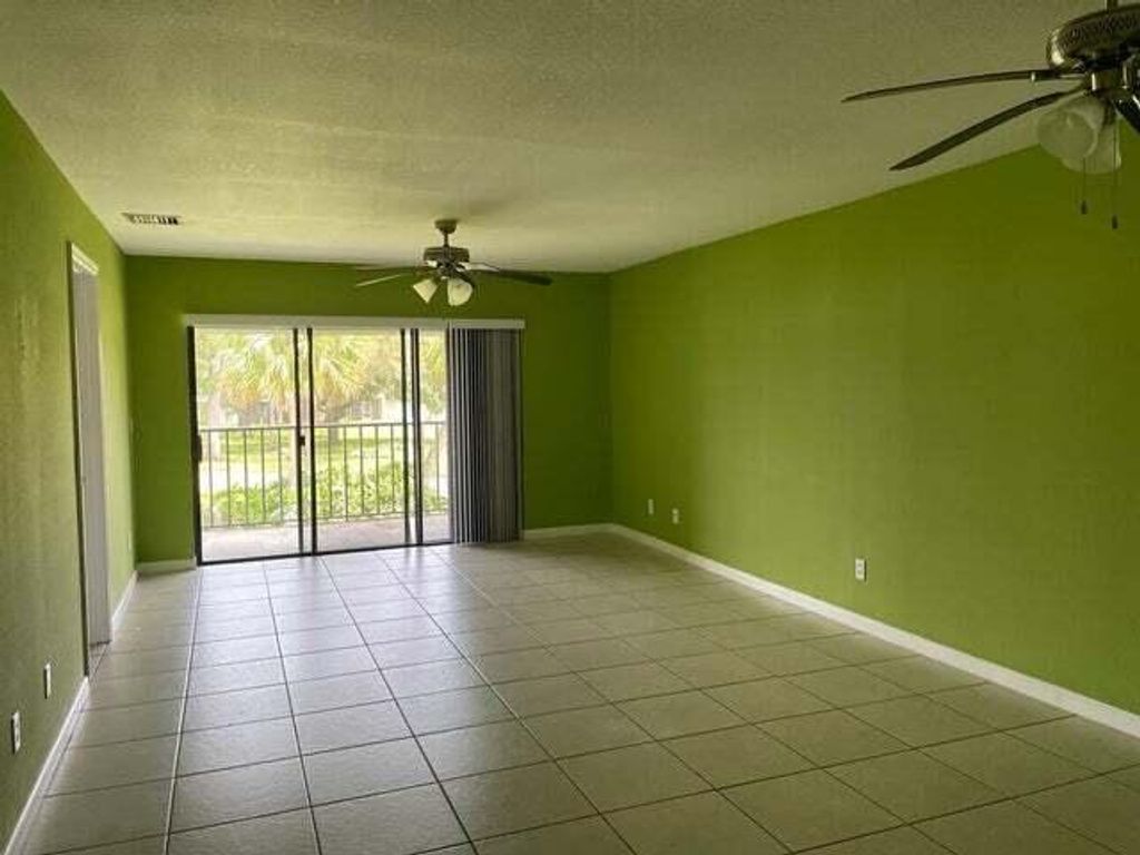 Photo of 2516 S 19th Street #205, Fort Pierce, FL 34950 (MLS # R11041611)