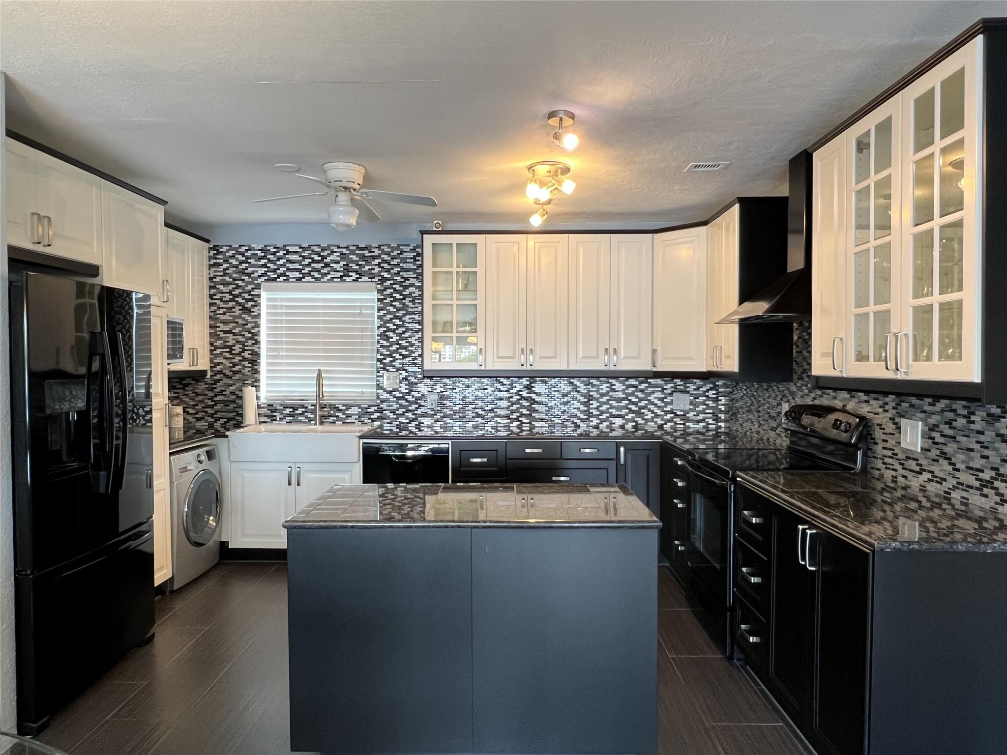 Neptune Villas Co-Op - Residential Lease