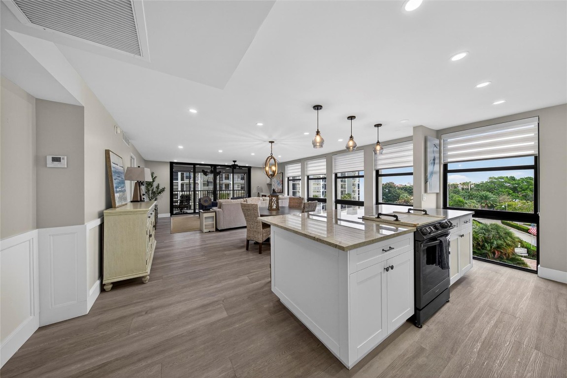 1629 Riverview Road 521