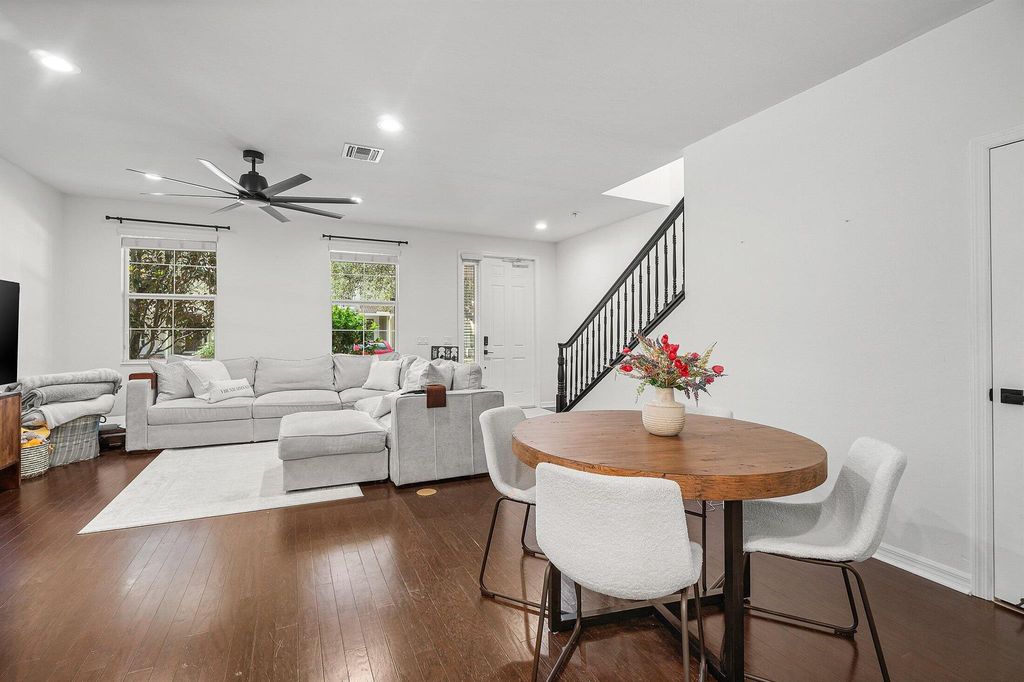 Photo of 1119 N Community Drive, Jupiter, FL 33458 (MLS # R11115022)