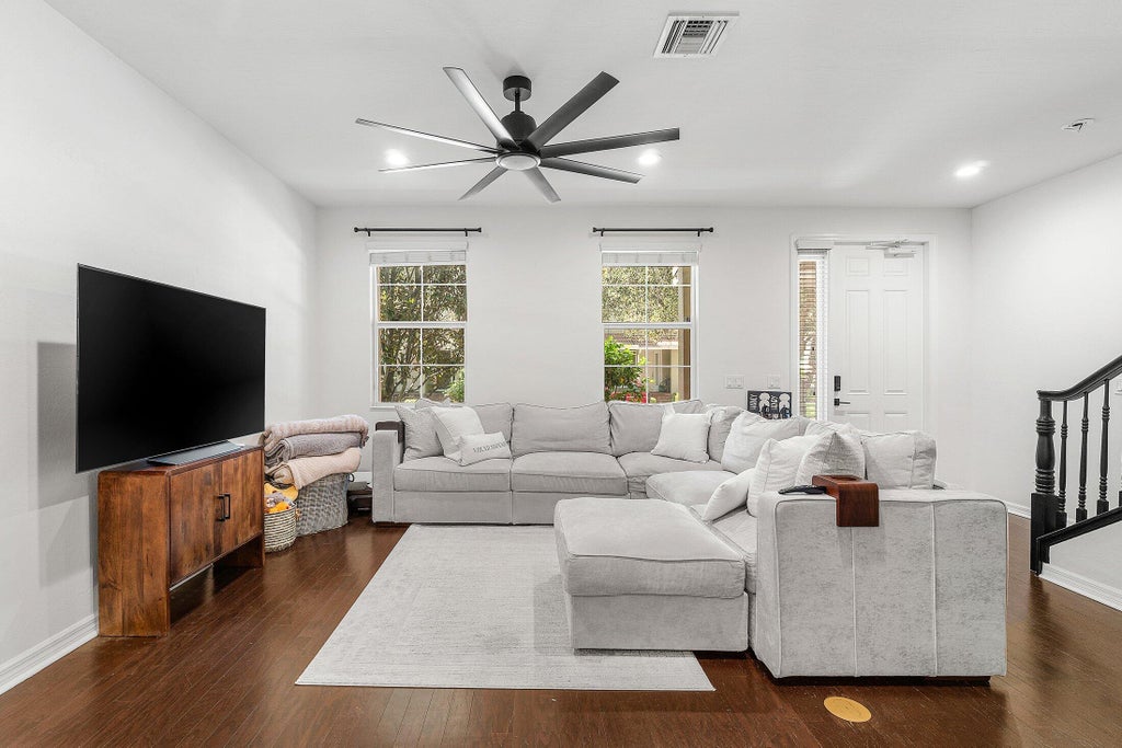 Photo of 1119 N Community Drive, Jupiter, FL 33458 (MLS # R11115022)