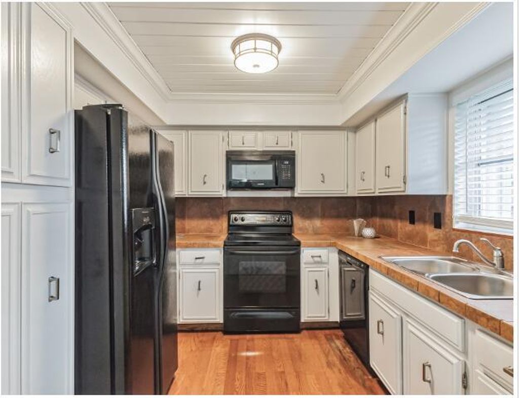 Photo of 415 Pine Tree Court #17, Atlantis, FL 33462 (MLS # R11016311)