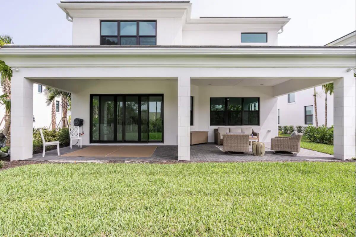 ARTISTRY - Residential Lease