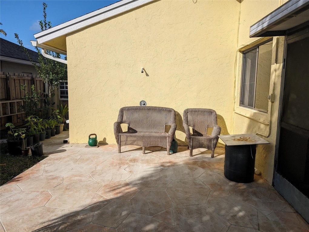 Town & Country Estates Se - Residential