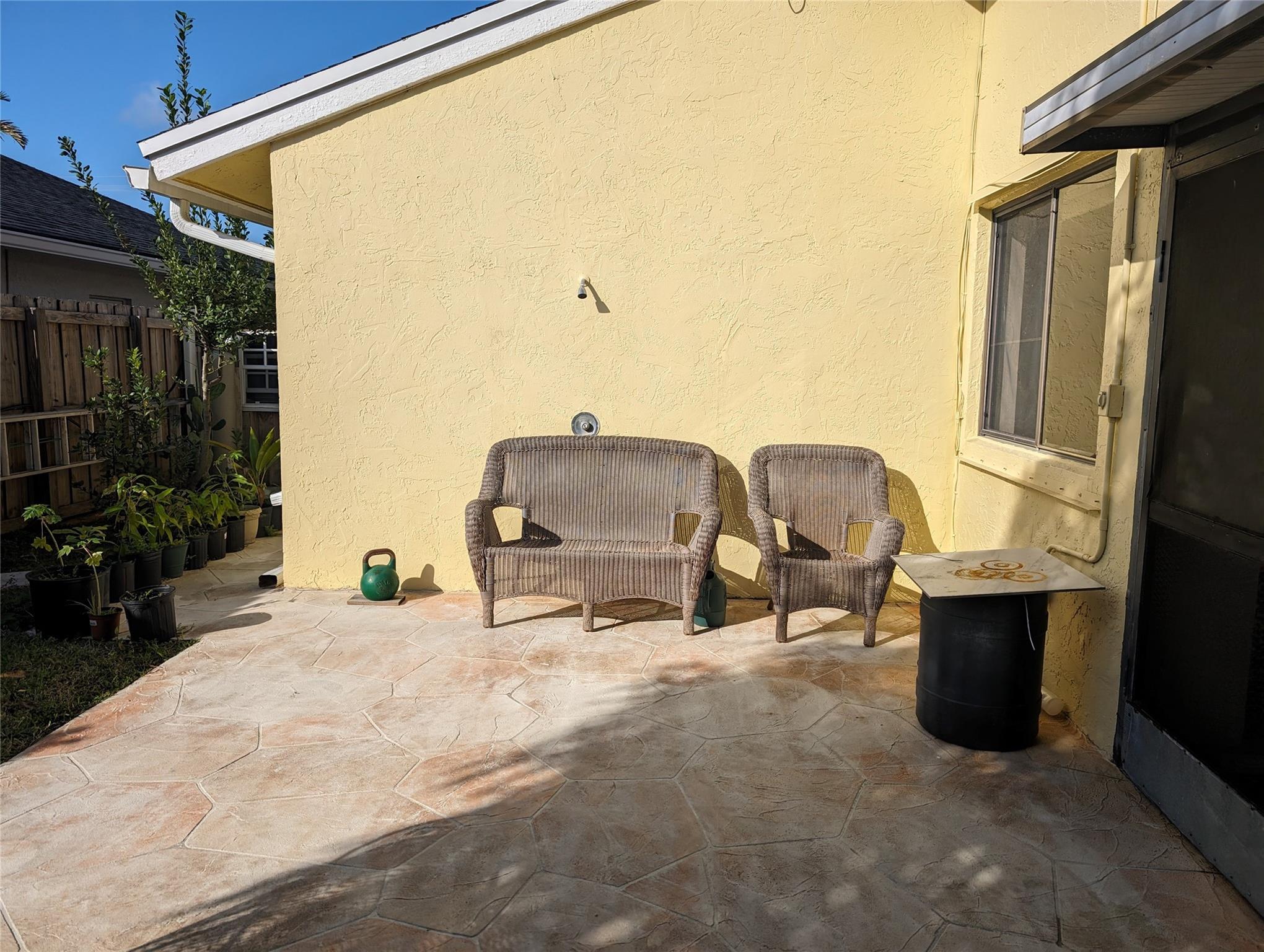 Town & Country Estates Se - Residential