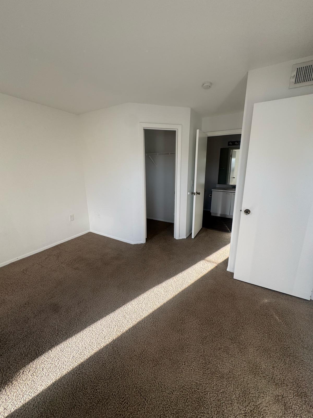 PALM LAKE CONDO - Residential