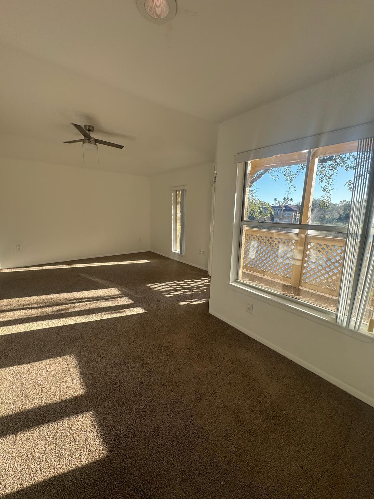 PALM LAKE CONDO - Residential