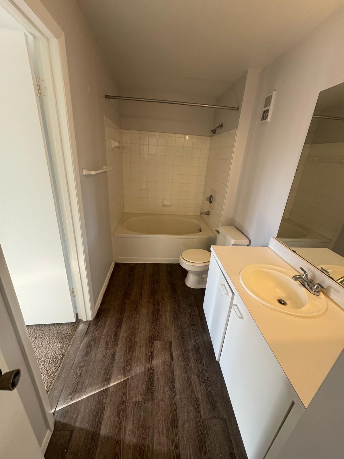 PALM LAKE CONDO - Residential