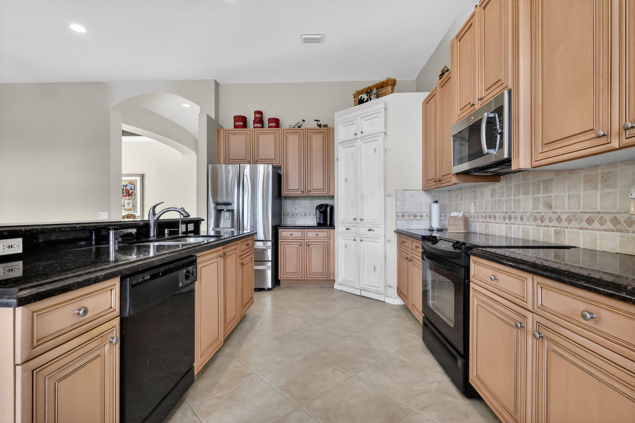 VALENCIA FALLS - Residential