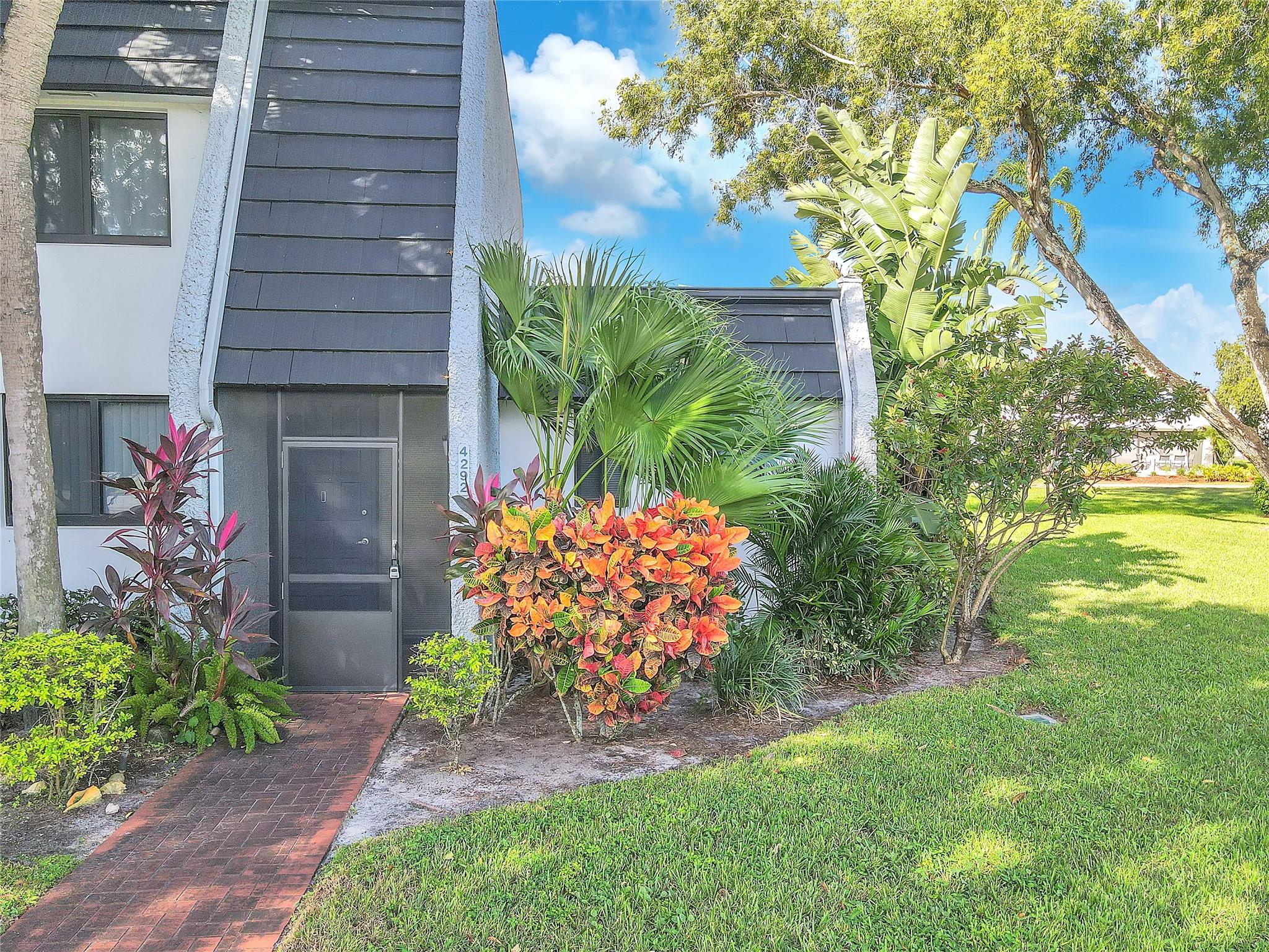 Fountains Palm Beach Cond - Residential Lease