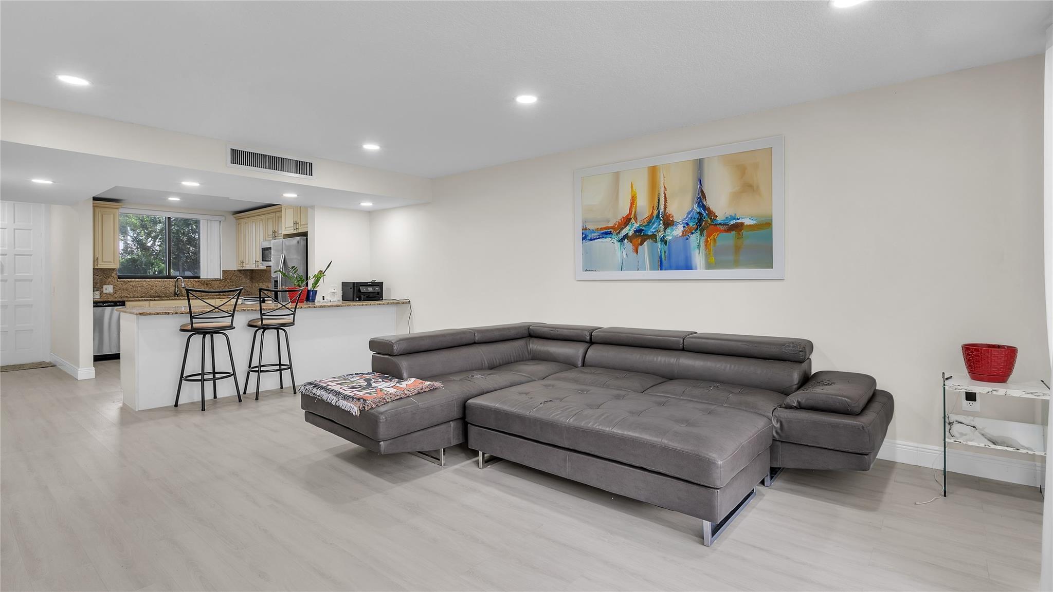 Fountains Palm Beach Cond - Residential Lease