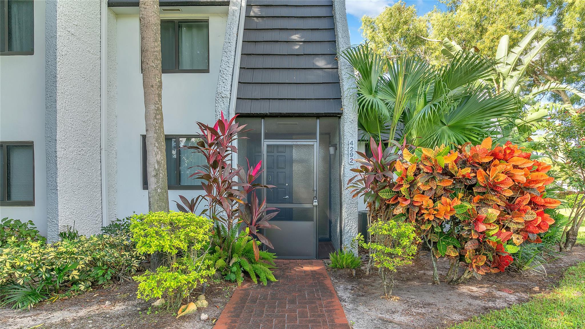 Fountains Palm Beach Cond - Residential Lease