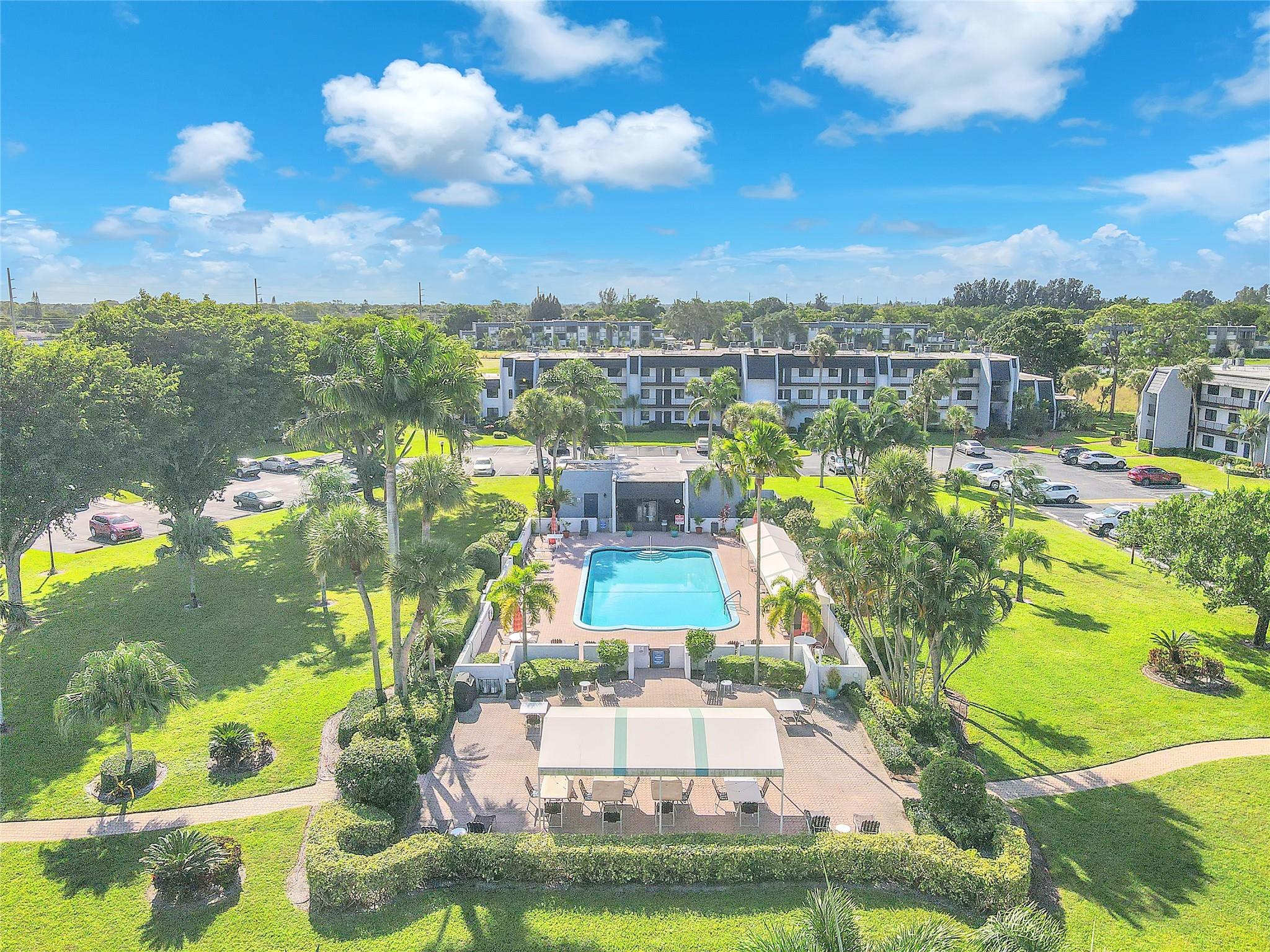 Fountains Palm Beach Cond - Residential Lease
