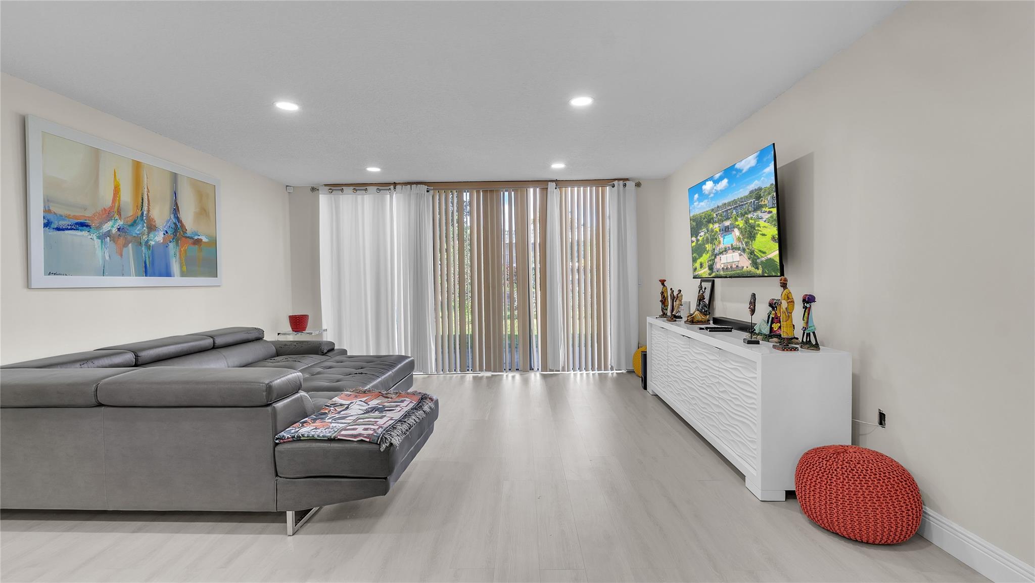 Fountains Palm Beach Cond - Residential Lease